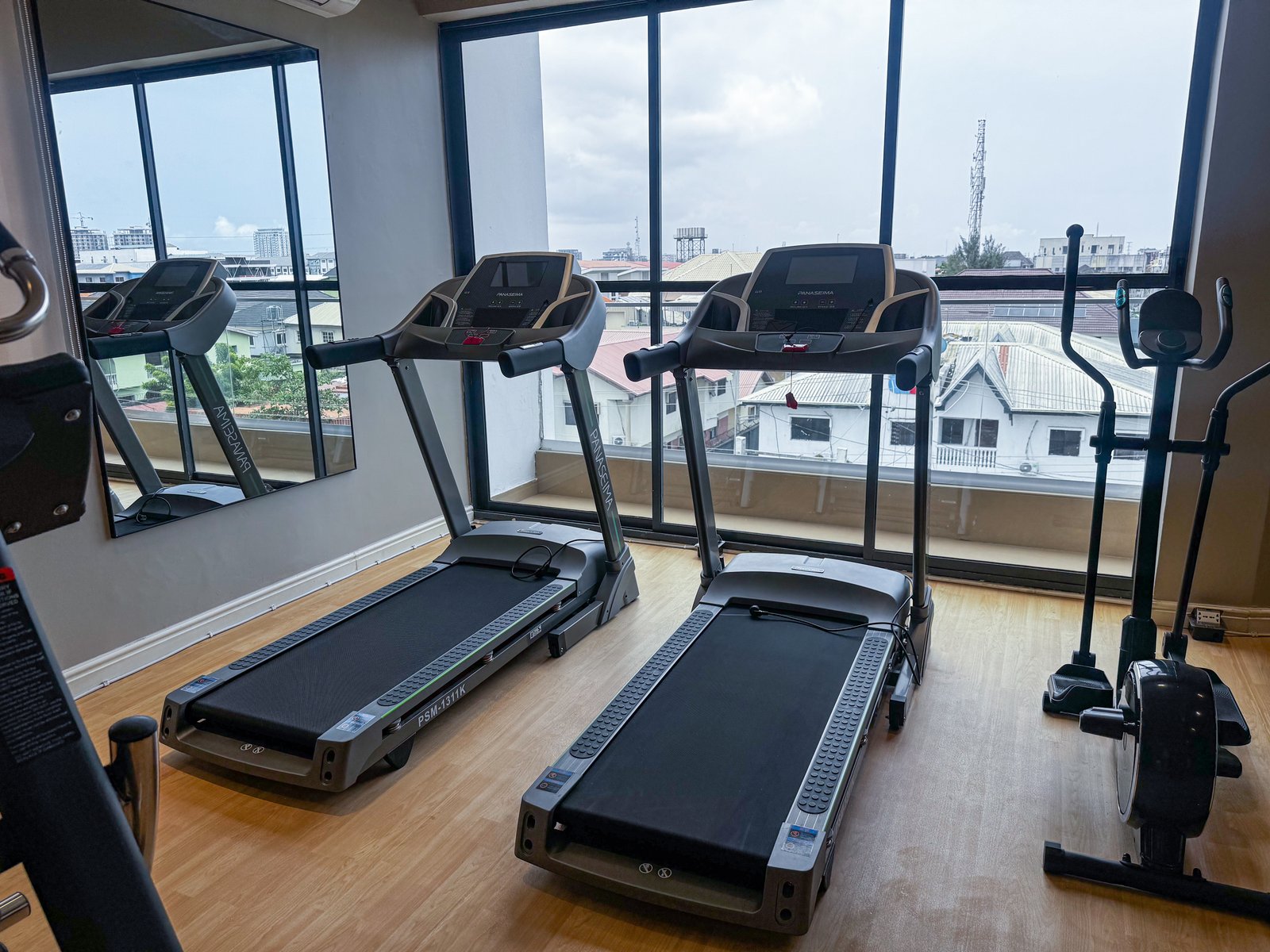 State-of-the-Art Private Fitness Suite & Gym