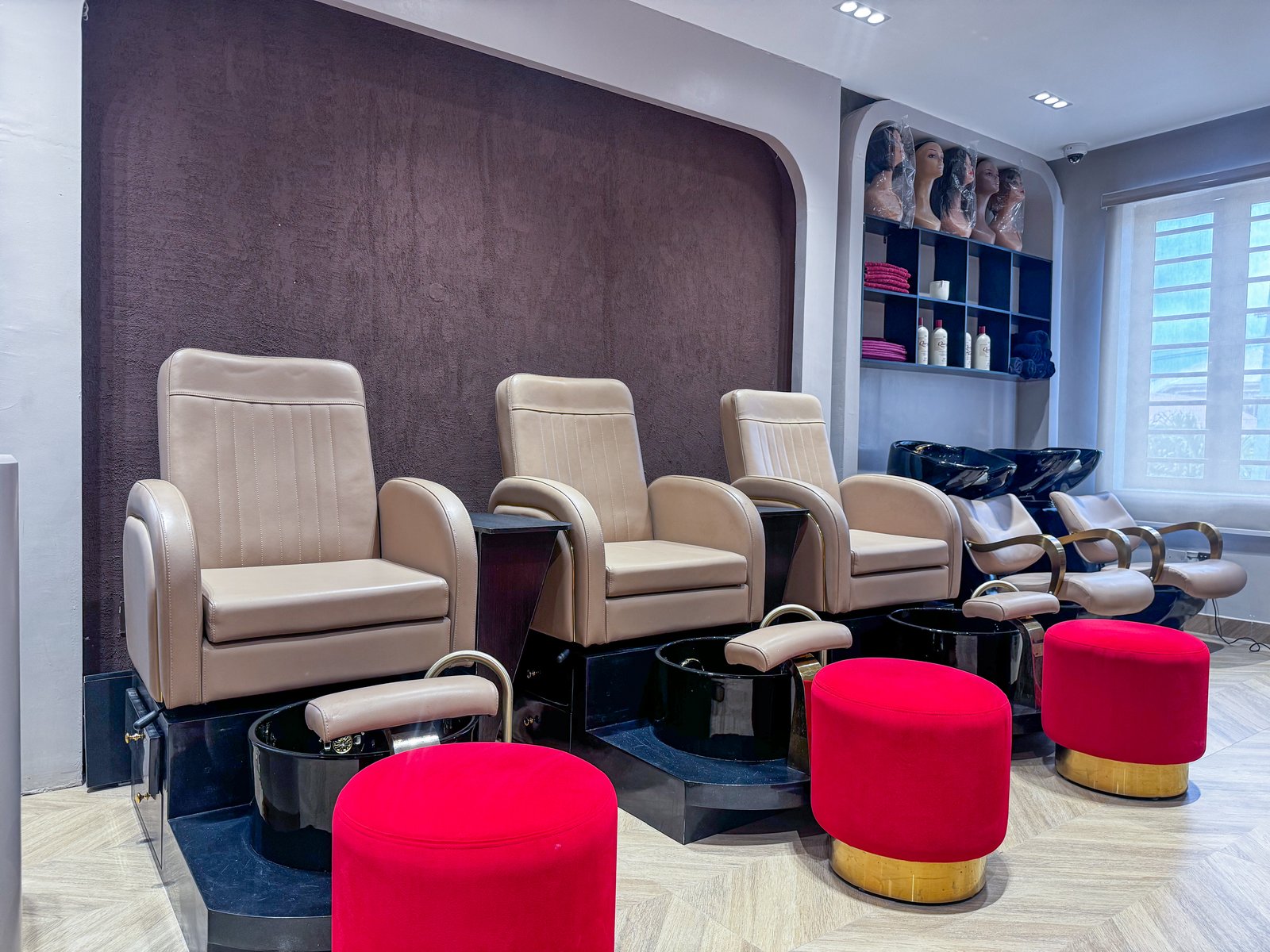 Pedicure & Nail Care Stations